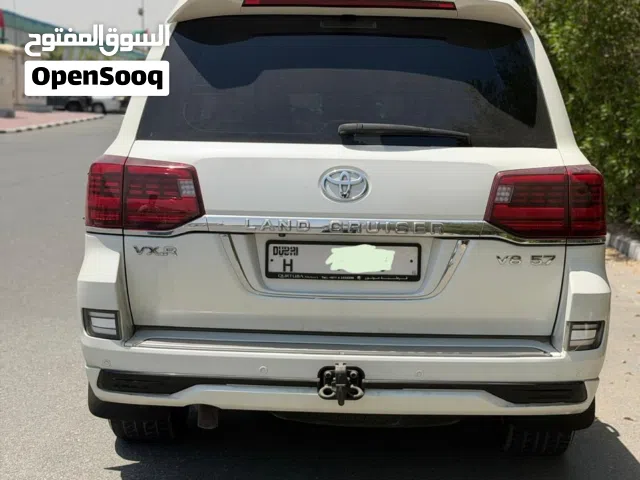 2017 Toyota Land Cruiser VXR