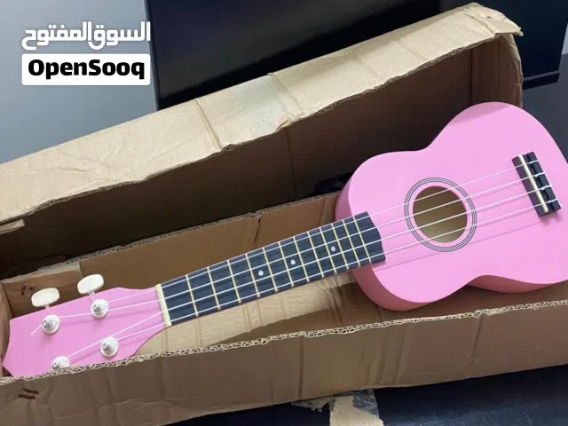 قيتار يوكليلي جديد