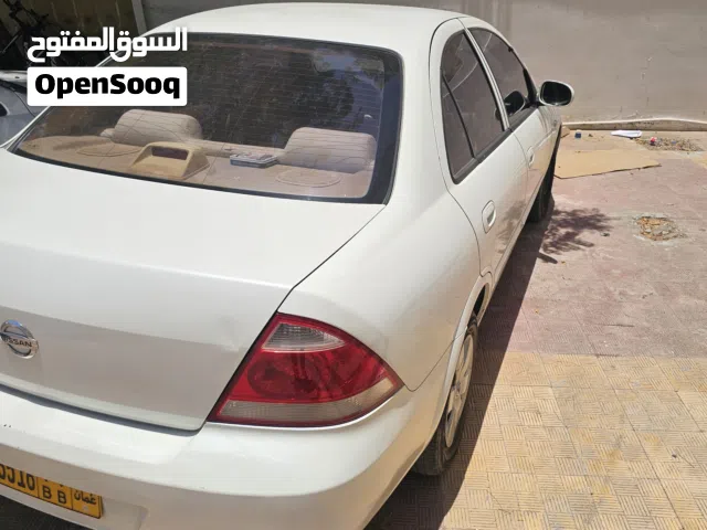 2011 نيسان صني S