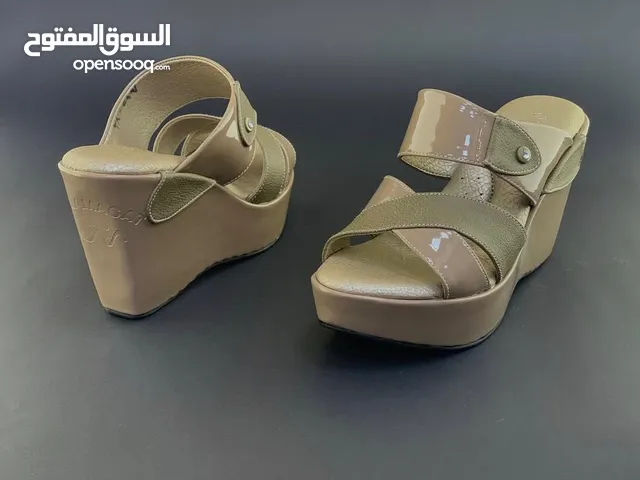 نعال طبيه مريحه