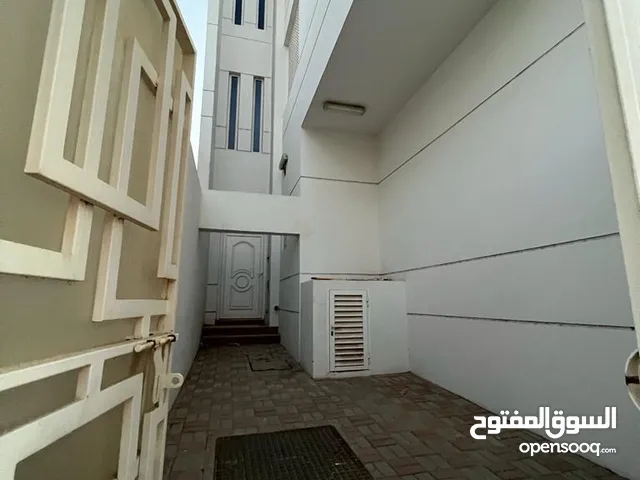 200 m2 2 Bedrooms Apartments for Rent in Muscat Amerat