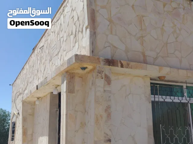 120 m2 4 Bedrooms Townhouse for Sale in Mafraq Umm Al-Quttayn