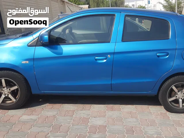 2014 ميتسوبيشي ميراج Standard