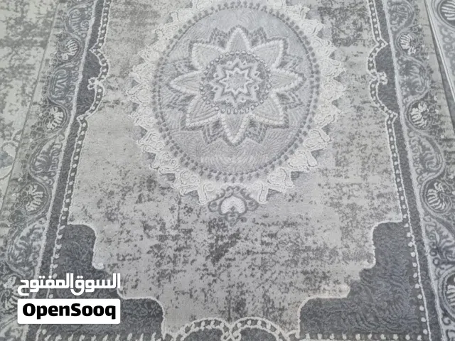 للبيع سجادتين