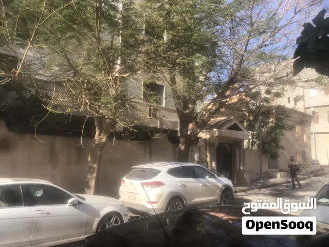 منزل للبيع في منطقة الظهرة بجانب وزارة المالية ادارة الميزانيات