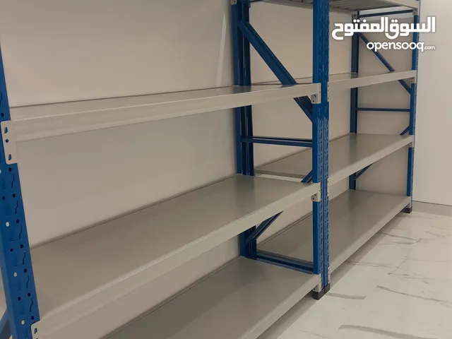 ارفف تخزين مع التوصيل والتركيب حسب اللون المطلوب والمقاس المحدد