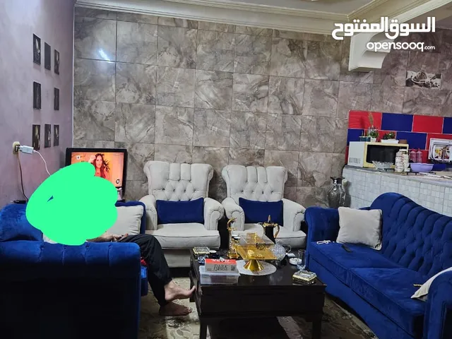 120m2 3 Bedrooms Townhouse for Sale in Zarqa Hay Al-Rasheed - Rusaifah