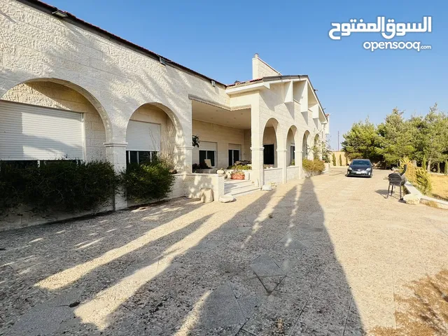 1600 m2 More than 6 bedrooms Villa for Sale in Amman Shafa Badran