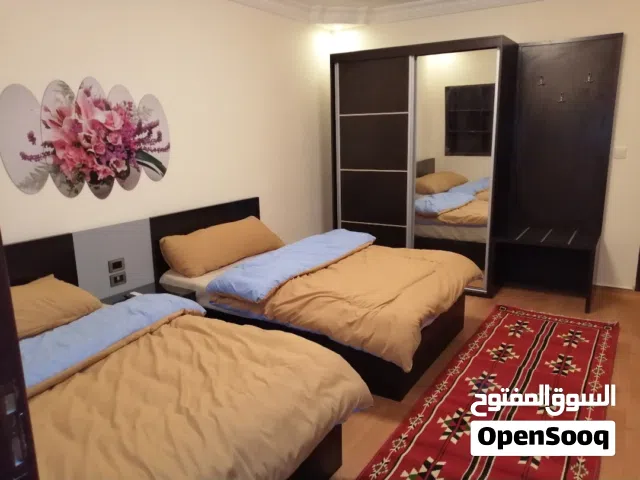 200 m2 3 Bedrooms Apartments for Rent in Ma'an Petra