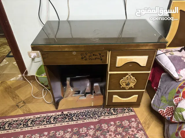 مكتب للمذاكره