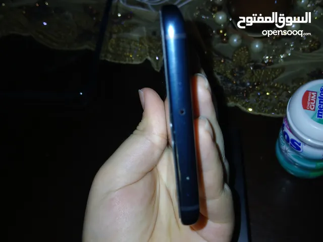 هاتف هواوي ميت 20 اكس 5 جي ب70 دينار قابل للمساومة بالمعقول معه كرت ذاكرة نانو ميموري 128 gb .