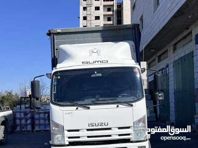 شاحنه اسوزو 7.5 2016
