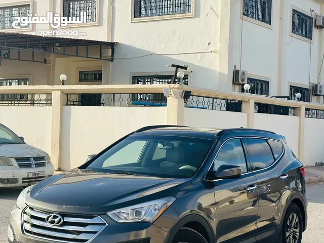 Hyundai Santa Fe 2015 in Benghazi