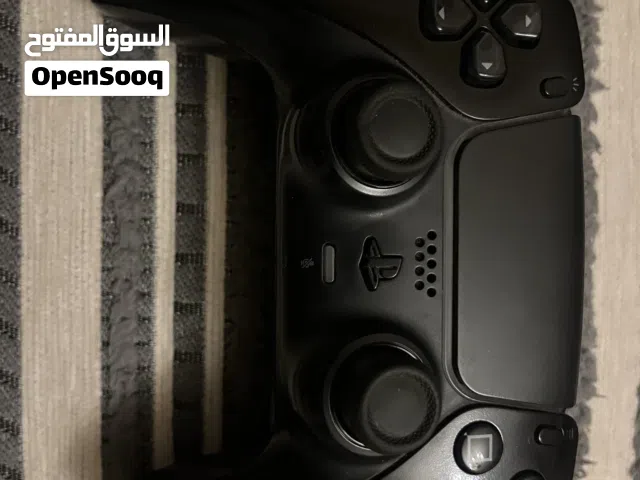 الجوستك والجي تي اي شخط مابيهن بعدهن جديدات ممستخدمات هواية