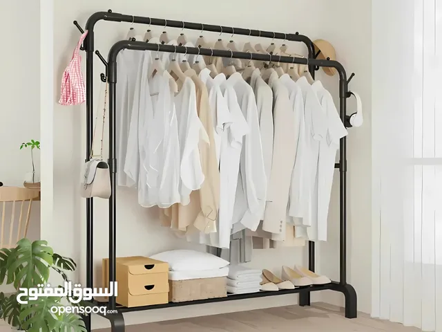 double curved  cloth stand black & white