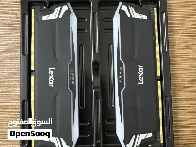 رامات باللون الاسود (8x2) DDR4