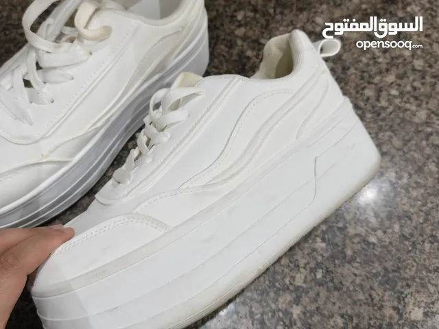 SERIOUS BUYER, NO CALL WHATSAP ONLY - Fashion Shoes Size 37 Wedges Sneakers Platform Shoes Trainers