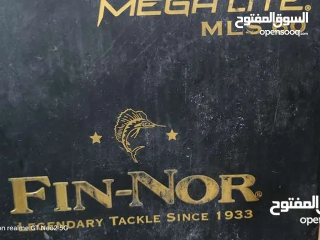 ماكينة صيد الاسماك نوع فاين نور وقصبة صيد من القارب نوعيه ممتازة وباحالة ممتازة جدا