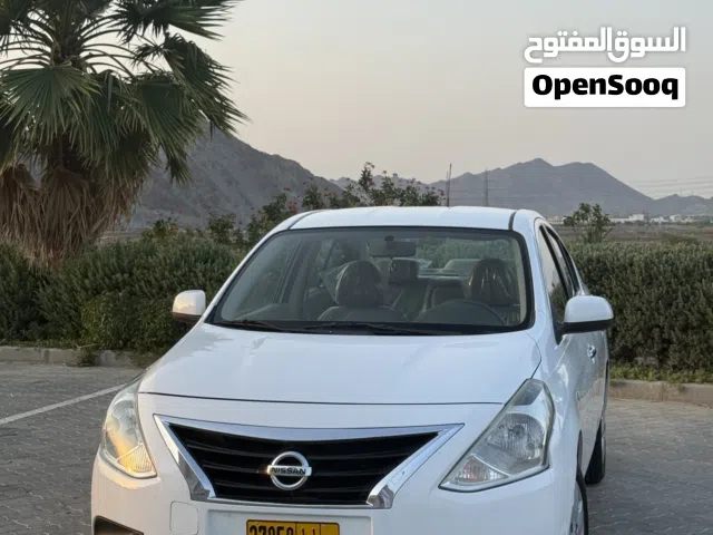 Used Nissan Sunny in Al Dakhiliya