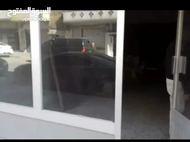 محل تجاري قريب من الجامعة