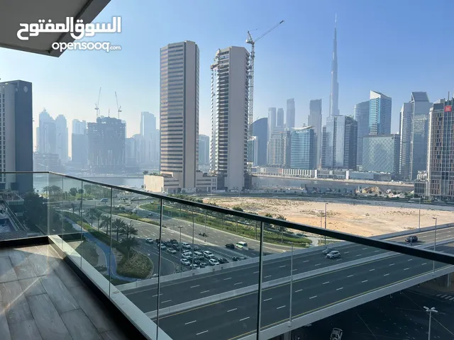 شقة اطلالة برج خليفة بسعر مميز وبدون عمولة