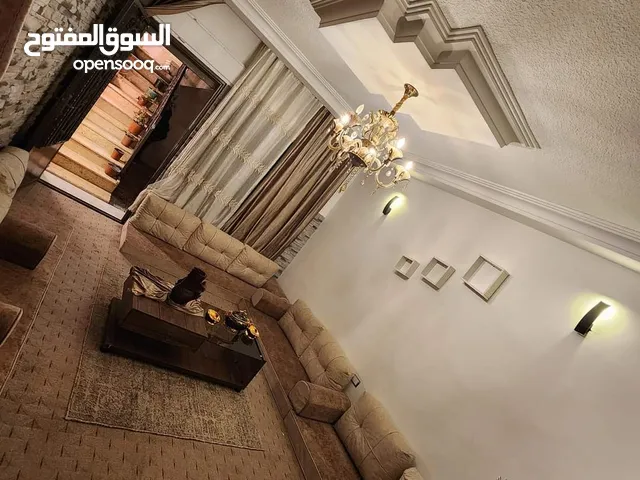 170 m2 5 Bedrooms Apartments for Sale in Amman Al Hashmi Al Shamali