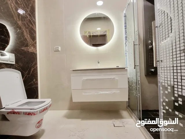 138m2 3 Bedrooms Apartments for Sale in Amman Um El Summaq
