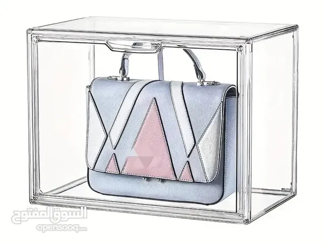 صندوق جمالي شفاف للهدايا او الحقائب او التحف يزيد من جماليات المنزل ويجعله أكثر أناقة