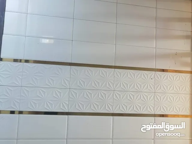 السلام وعليكم خلفه سيراميك ولبخ