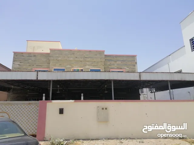 250 m2 4 Bedrooms Villa for Rent in Al Batinah Barka
