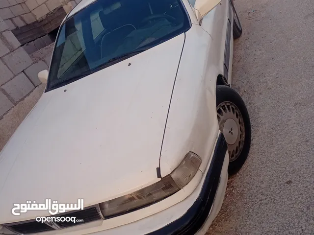 Used Mitsubishi Galant in Jerash