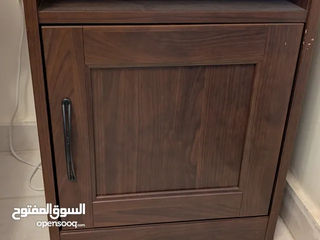 كمودينات ايكيا بحالة ممتازة شبه حديدة خشب بني