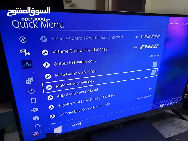 للبيع شاشه arrqw  32 بوصه استعمال خفيف و معها كرتون مطلوب 300 ريال