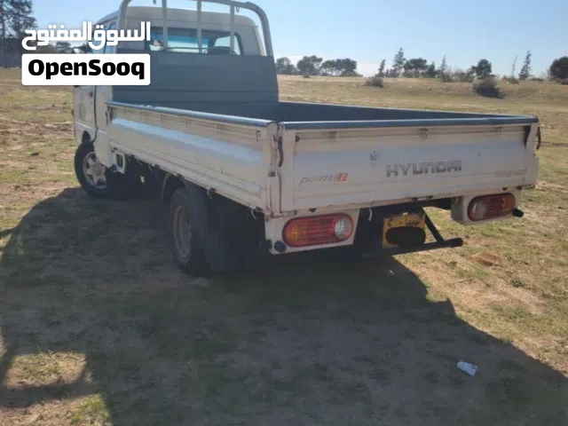 2000 هيونداي بورتر