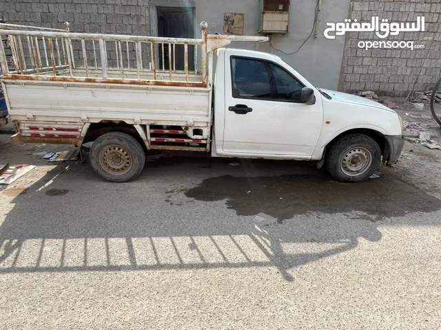 ايسوزو دي ماكس 2009