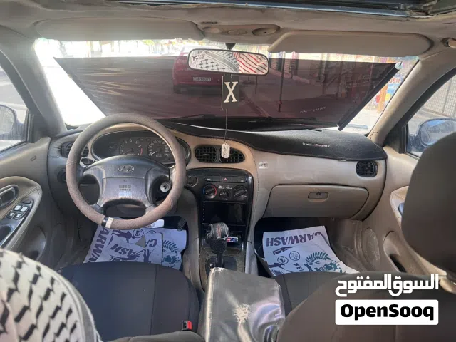 2003 هيونداي افانتي Limited