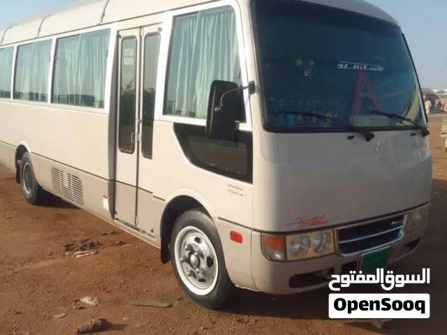 للبيع حافلة بوما ميتسوبشي بحالة ممتازة