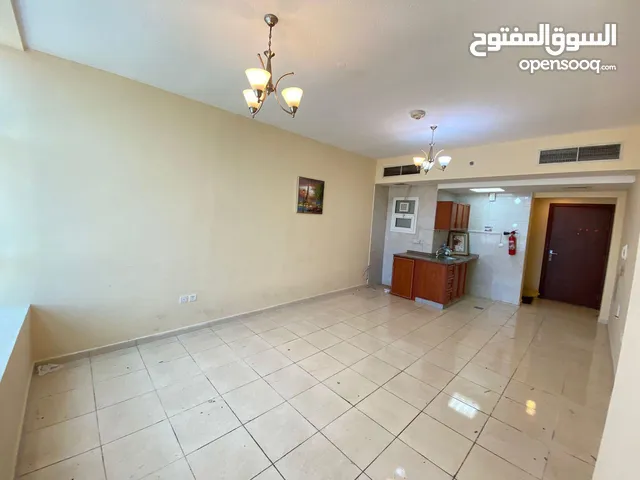 ستديو كاش للبيع ابراج الاورينت بدون اقساط متبقية