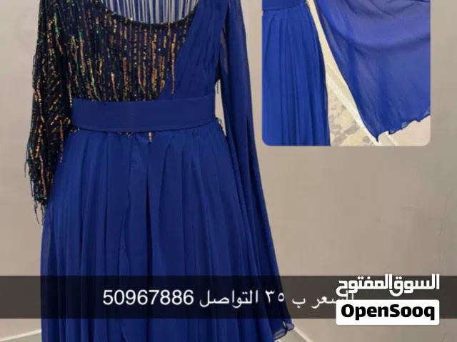 فساتين للمناسبات