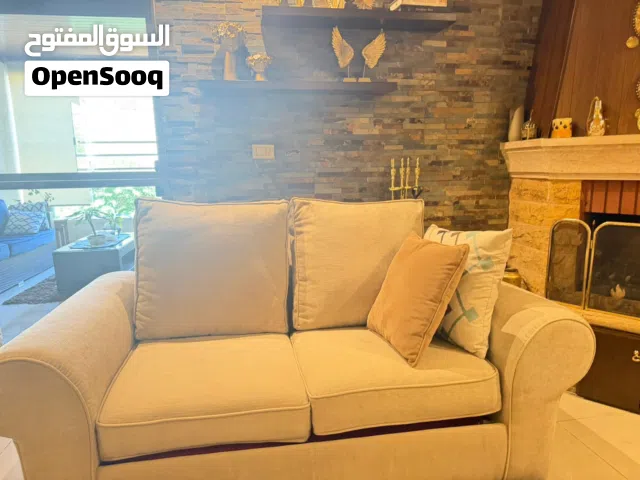 طقم كنب اشلي مستعمل و غرفه ملابس و طقم برنده