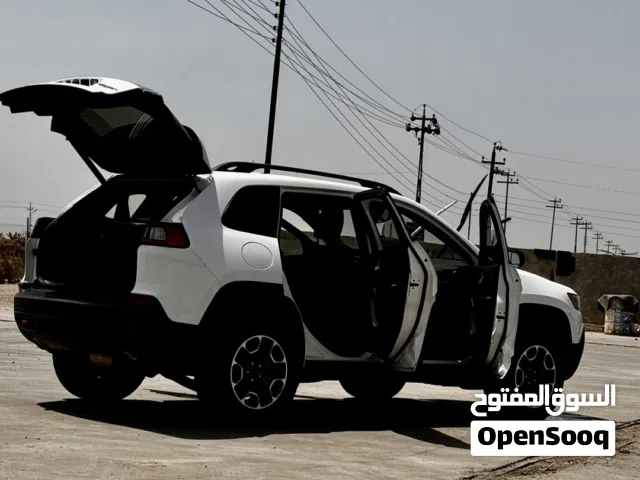 2021 جيب شيروكى Trailhawk