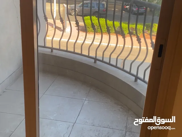 1 m2 3 Bedrooms Apartments for Rent in Hawally Jabriya