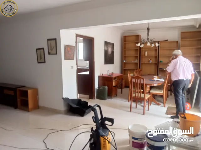 220 m2 3 Bedrooms Apartments for Sale in Amman Abdoun