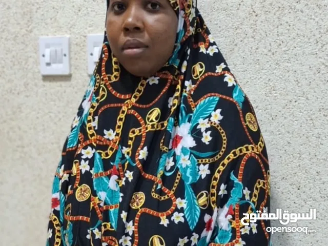 للتنازل عاملة منزل من دولة رواندا ، ترغب في العمل لمدة سنتين