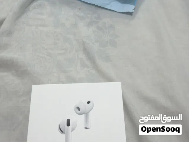 سماعه air pods pro 3 جديده مو مفتوحه