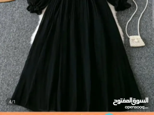 فستان اسود فستان بيج واسود