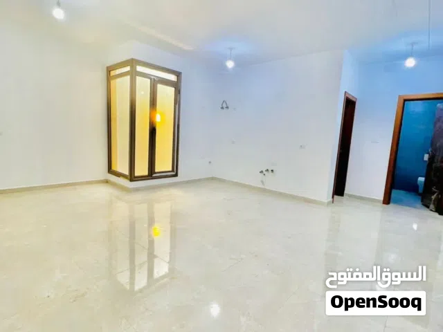 منازل للبيع في عين زاره بلقرب من جزيرة الساعه زويته مول الاسعار مناسبه لي الجميع من 295الي 430الف