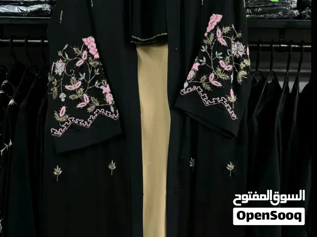 Pre-Order] Premium Karachupi Abaya Set with Hijab / [طلب مسبق] طقم عباية كارتشوبي فاخرة مع الشيلة