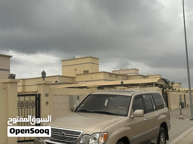 لكسز LX470 اذا تبي تستخدم شي نظيف ومسرفس الوصف مهم