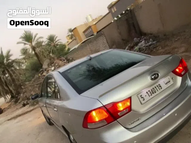 2010 كيا EV6 Wind RWD
